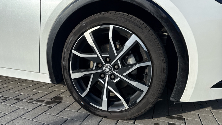 Toyota Prius 2.0 PHEV Excel 5dr CVT Hatchback